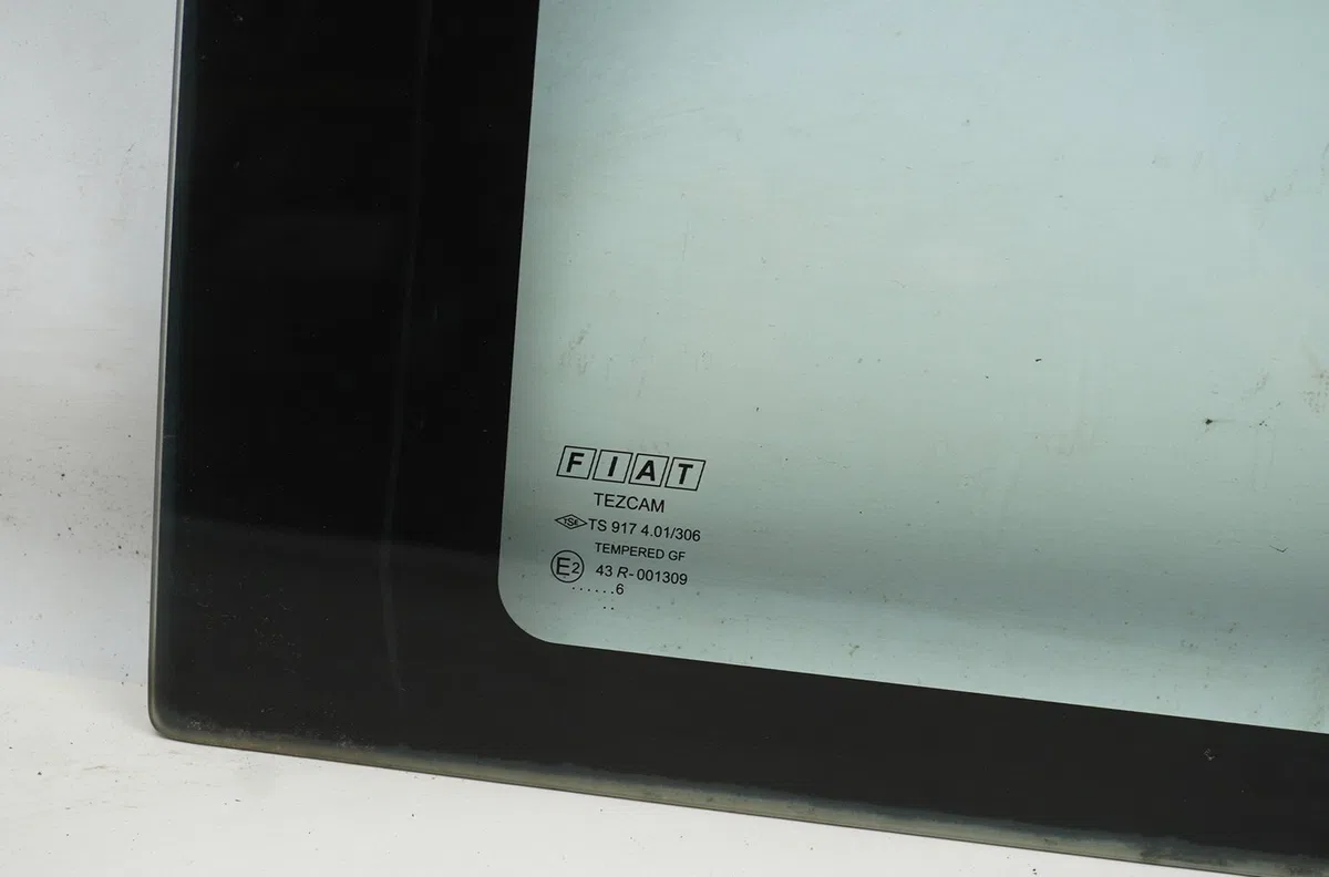 Glace ar custode d Fiat DOBLO Monospace (119_, 223_) 1.9 jtd (2003) occasion