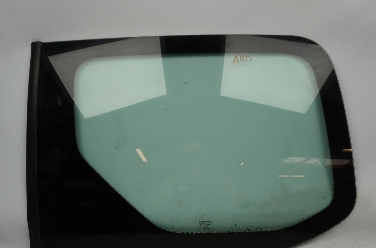 Glace ar custode d Peugeot PARTNER Camionnette-Monospace 1.6 hdi (2008) occasion