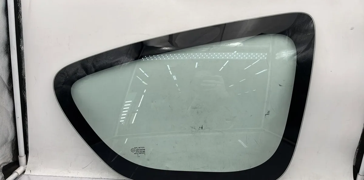 Glace ar custode d TOYOTA AYGO 1 PHASE 1 occasion