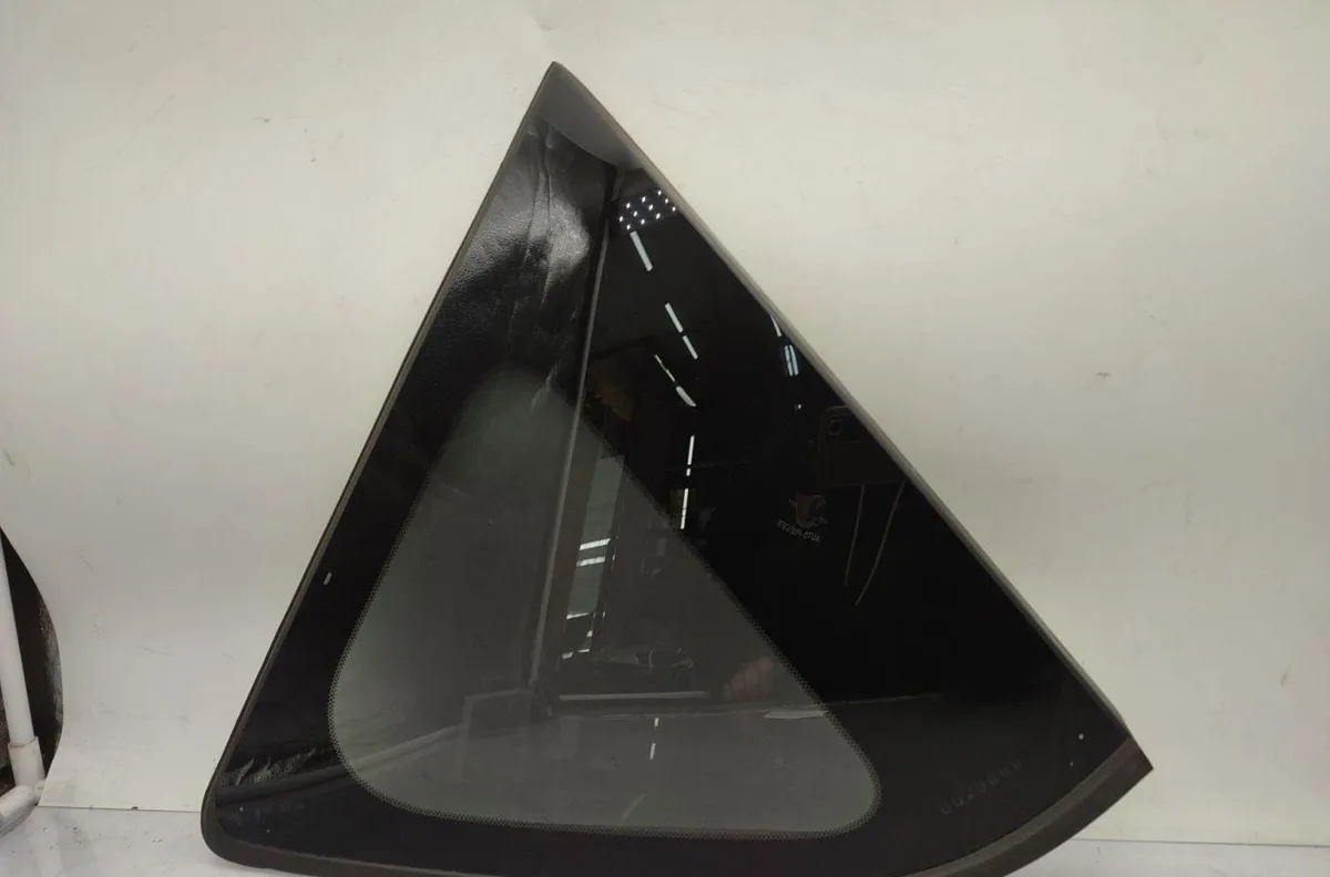 Glace ar custode d TOYOTA RAV4 3 PHASE 1 occasion