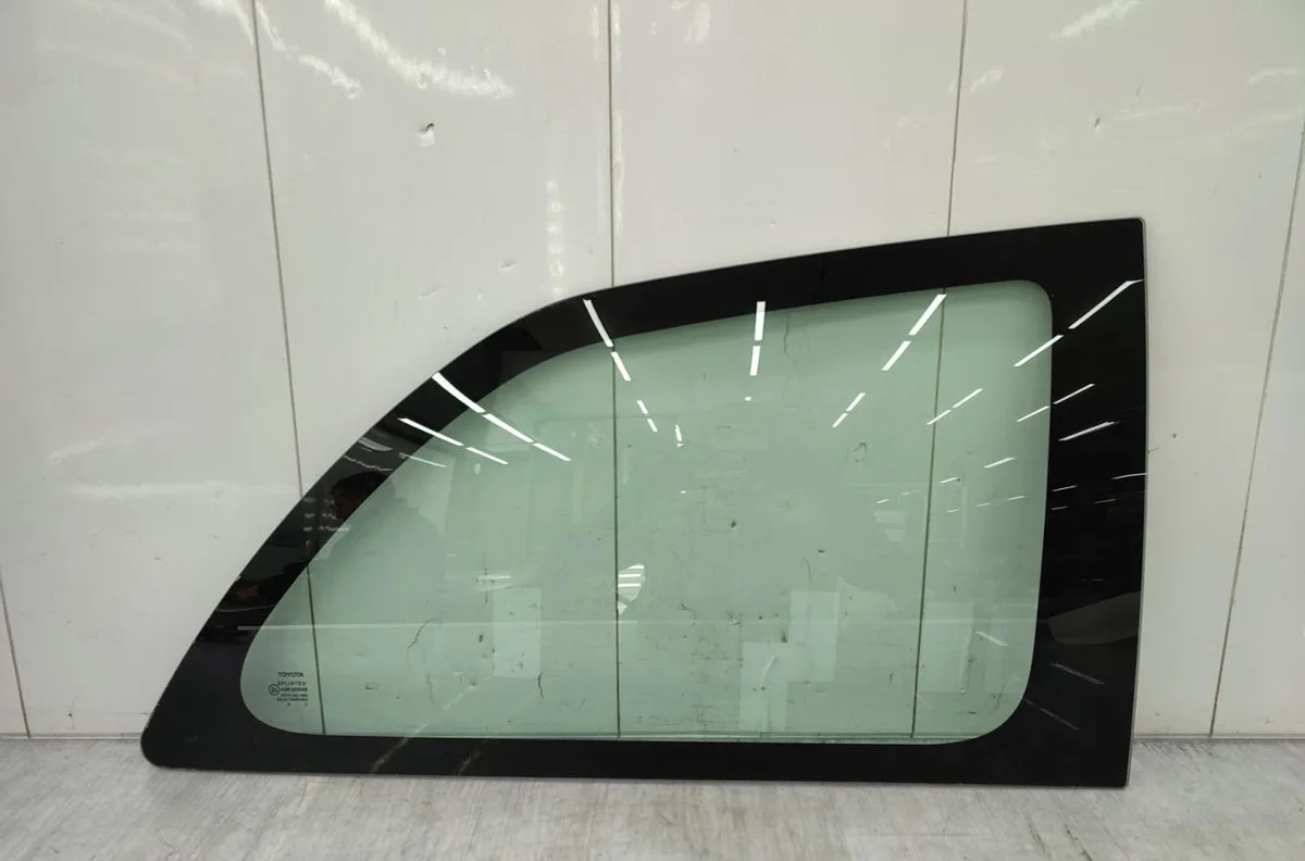 Glace ar custode d TOYOTA YARIS 2 PHASE 1 occasion