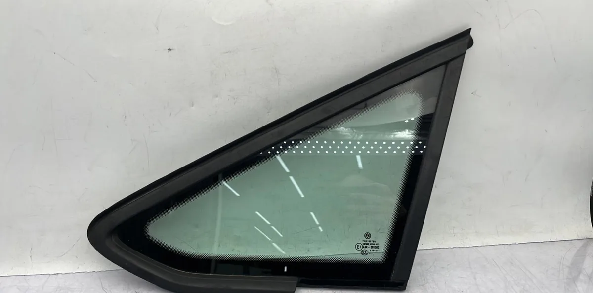 Glace ar custode d VOLKSWAGEN GOLF SPORTSVAN PHASE 1 occasion