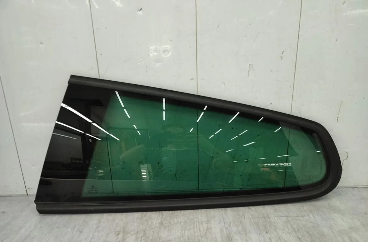 Glace ar custode g VOLKSWAGEN SCIROCCO 3 PHASE 1 COUPE occasion