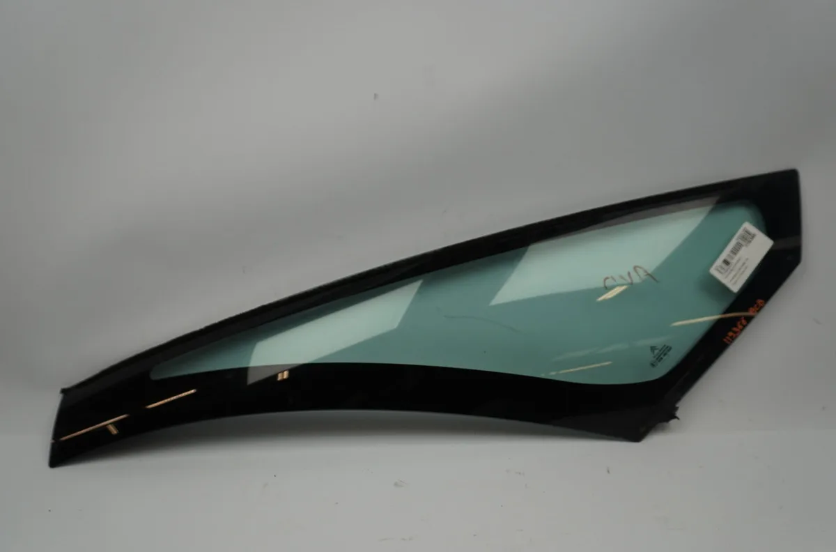 Glace av custode d Citroën C3 PICASSO (SH_) 1.6 hdi 90 (2010) 5 portes occasion
