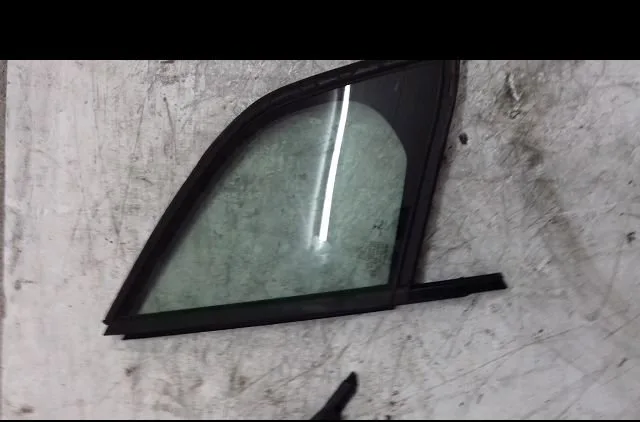Glace av custode d Citroën SAXO (S0, S1) 1.1 x, sx (1996-2003) 5 portes occasion