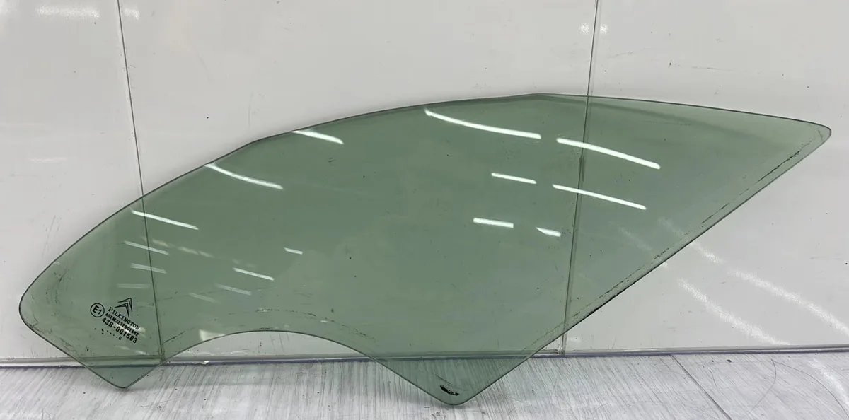 Glace av custode g CITROEN C3 1 PHASE 1 occasion