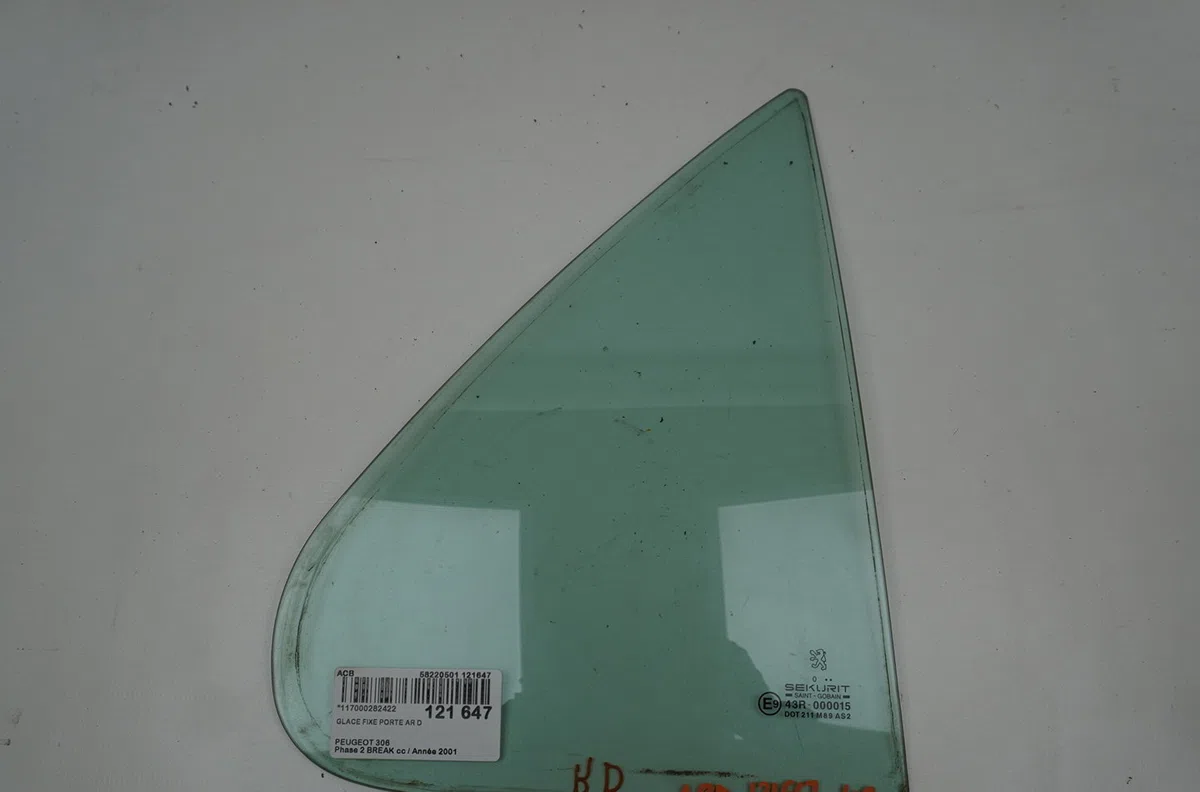 Glace fixe porte ar d Peugeot 306 Break (7E, N3, N5) 1.8 16v (1997-2002) occasion