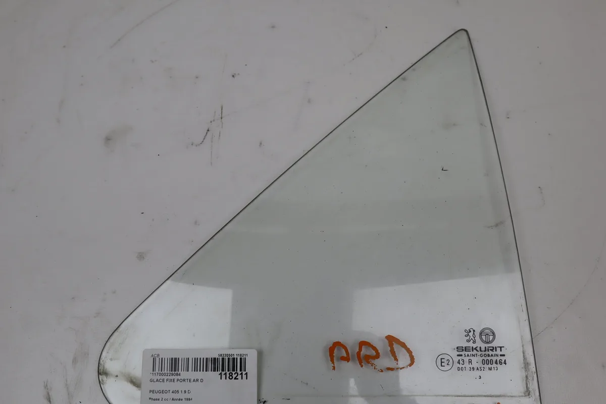 Glace fixe porte ar d Peugeot 405 II (4B) 1.9 d (1994-1995) occasion