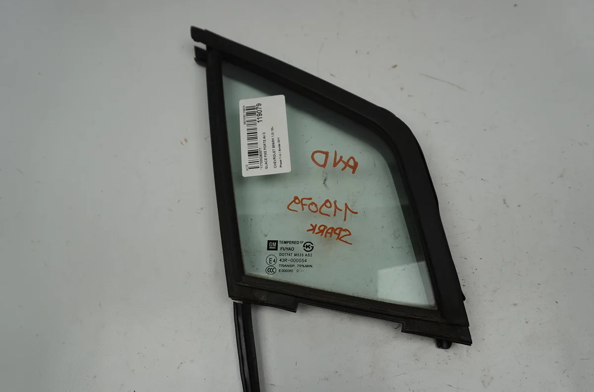 Glace fixe porte av d Chevrolet SPARK (M300) 1.0 (2010) 5 portes occasion