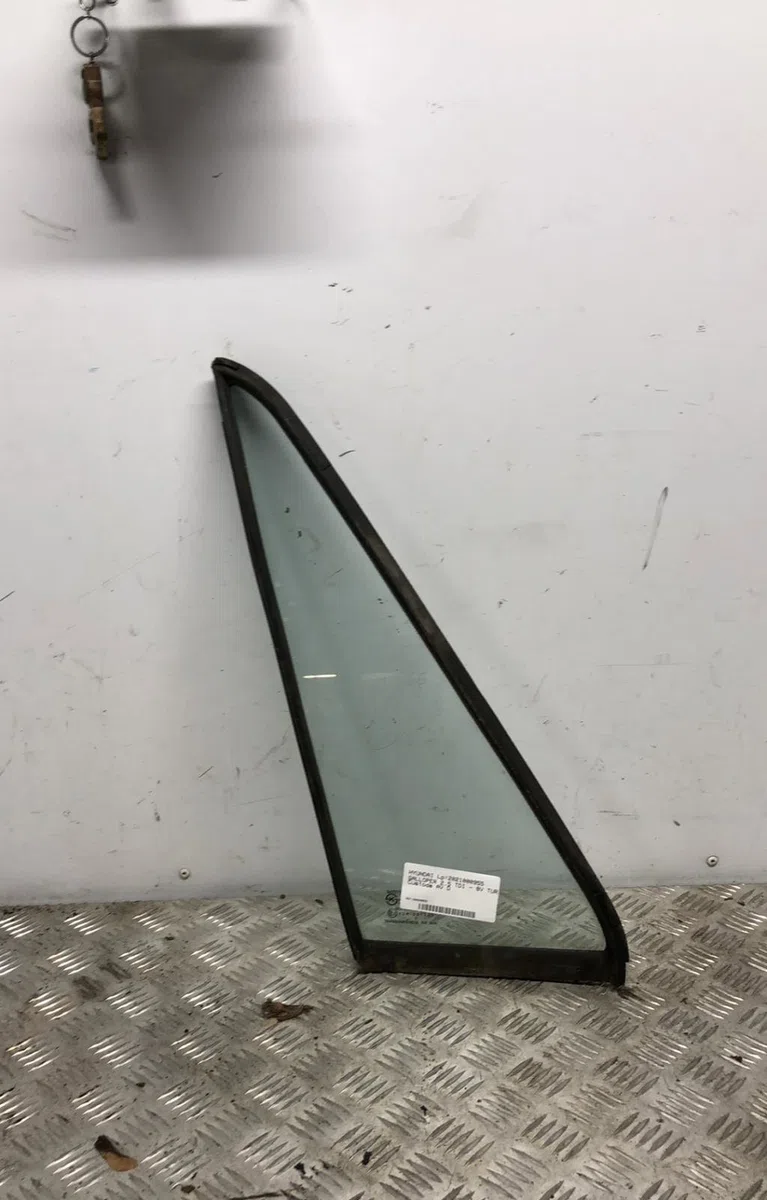Glace fixe porte av d HYUNDAI GALLOPER occasion