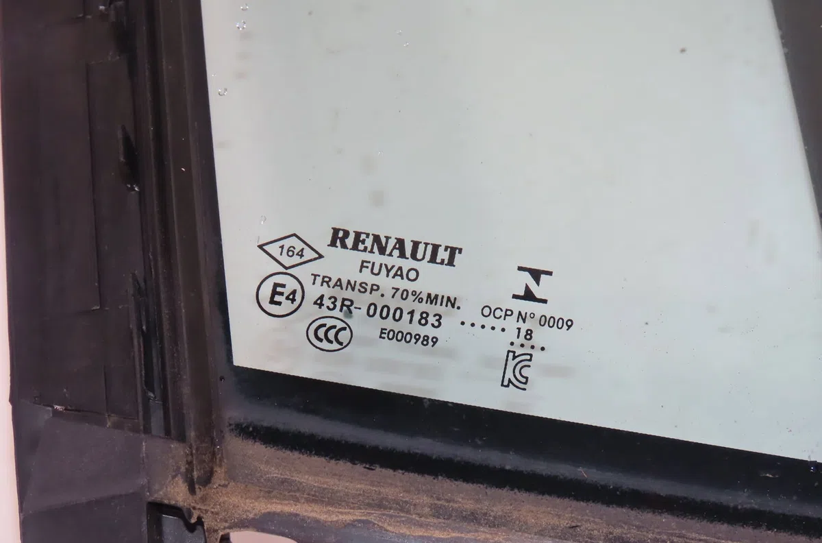 Glace fixe porte av d Renault CAPTUR I (J5_, H5_) 0.9 tce 90 (2013) 5 portes occasion