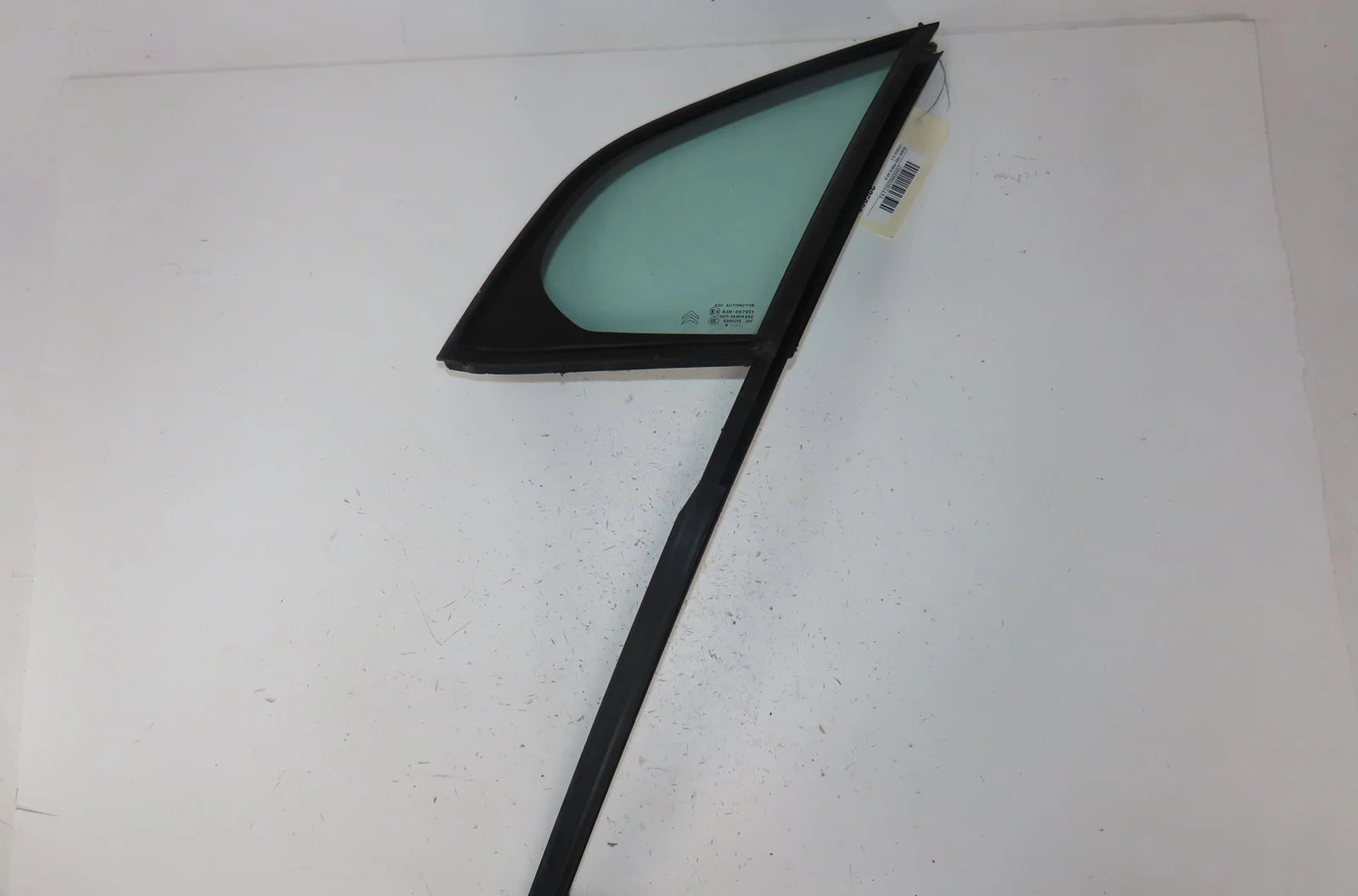 Glace fixe porte av g Citroen C3 II (SC_) 1.4 vti 95 (2009) occasion