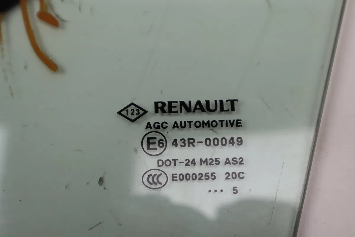 Glace fixe porte av g Renault SCÉNIC III (JZ0-1_) 1.2 tce (jz16) (2013) occasion