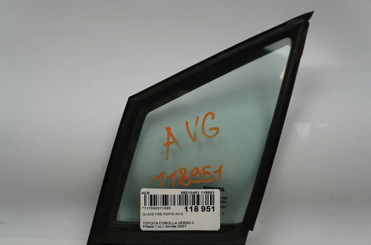 Glace fixe porte av g Toyota COROLLA Verso (ZER_, ZZE12_, R1_) 2.2 d-4d (aur10_) (2005-2009) 5 portes occasion