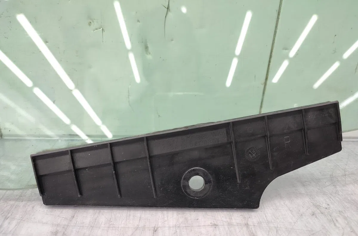 Glace porte ar d AUDI 80 3 AVANT PHASE 2 BREAK occasion