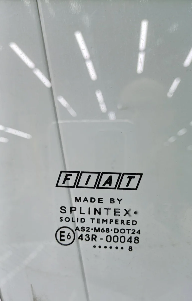 Glace porte ar d FIAT GRANDE PUNTO occasion
