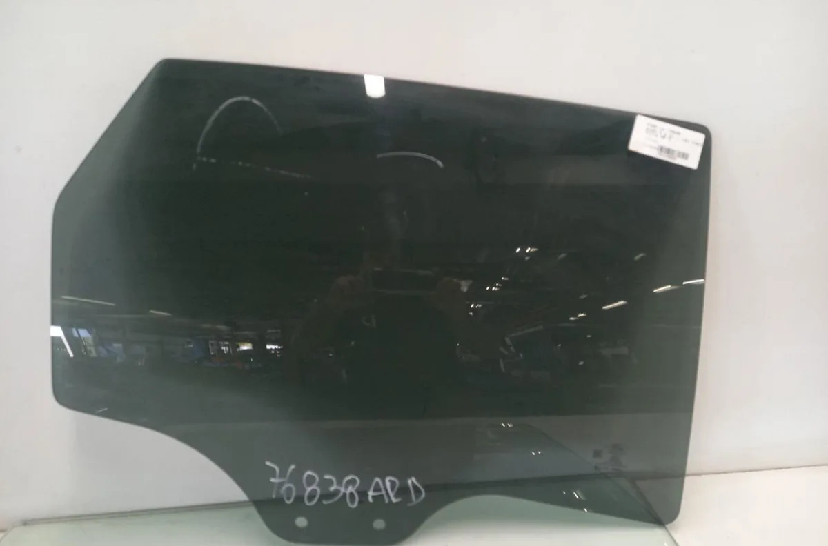 Glace porte ar d FORD KUGA 3 PHASE 1 occasion