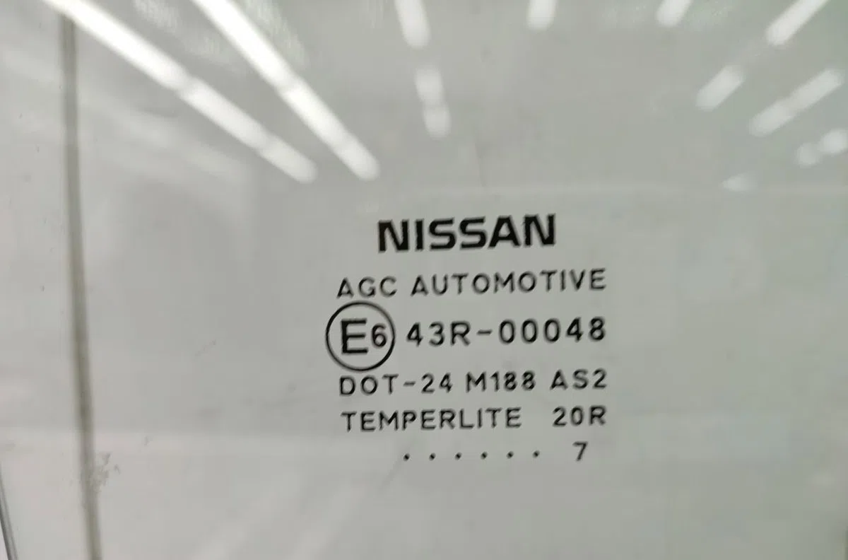 Glace porte ar d NISSAN QASHQAI 1 PHASE 1 occasion