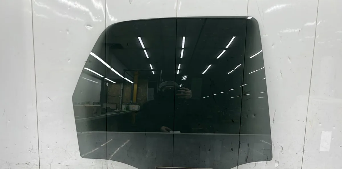Glace porte ar d OPEL MERIVA A PHASE 2 occasion