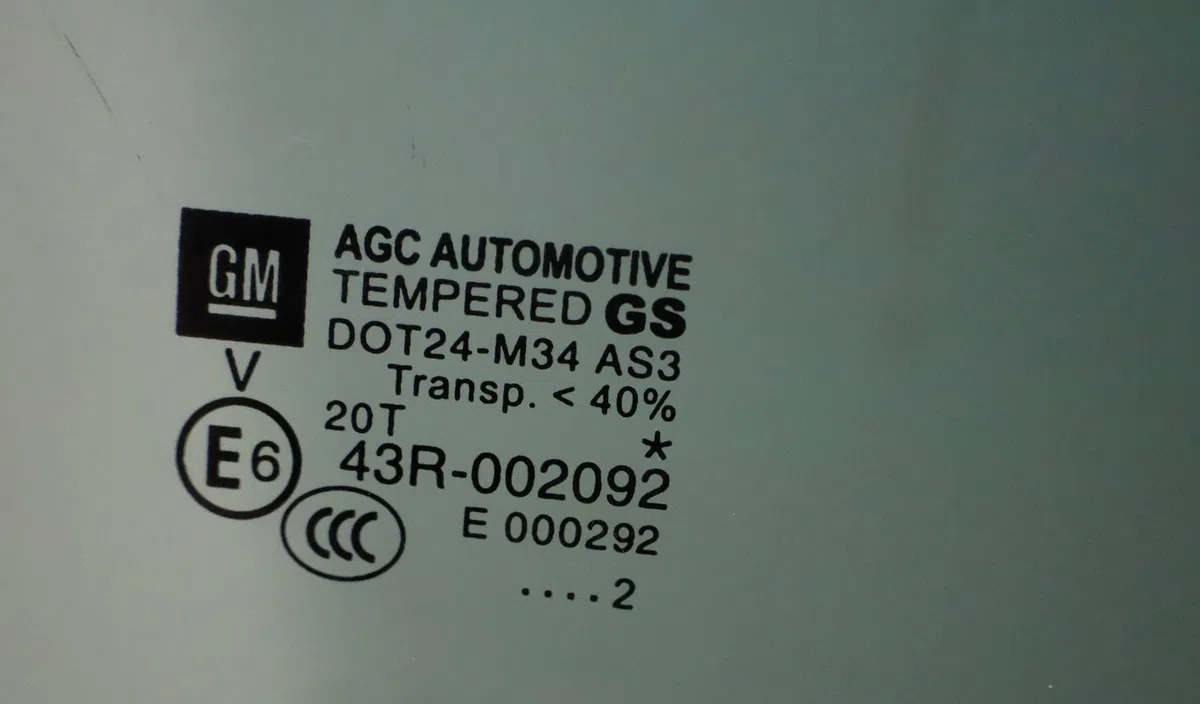 Glace porte ar d Opel ZAFIRA TOURER C (P12) 2.0 cdti (75) (2011) occasion