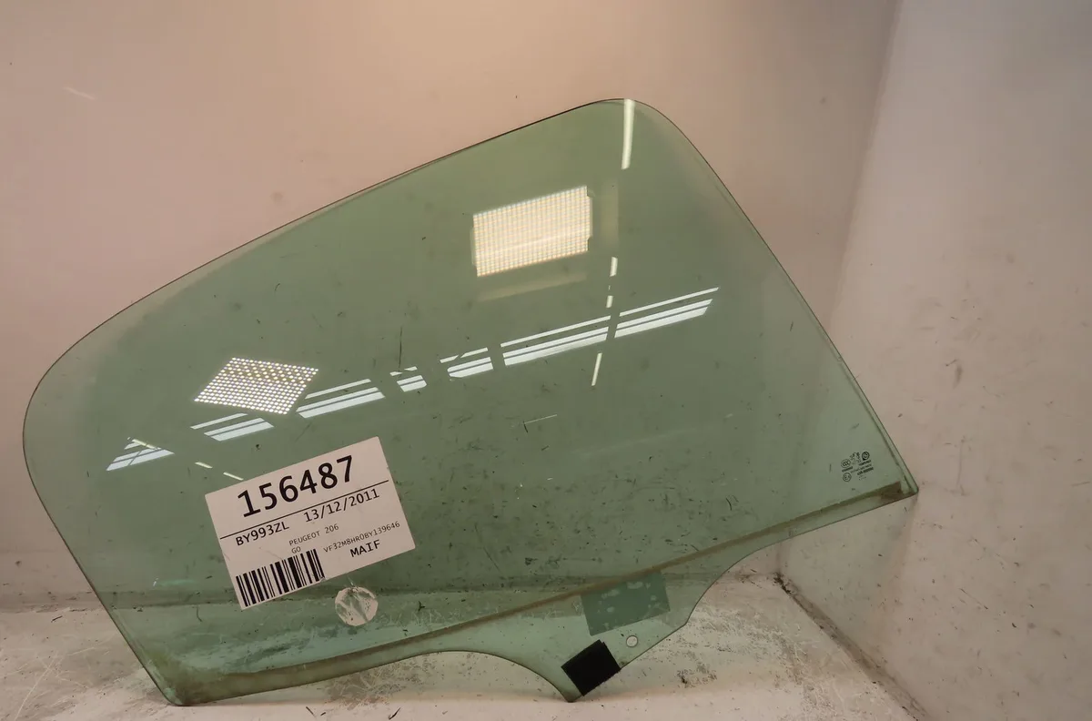 Glace porte ar d Peugeot 206 (2L_, 2M_) 1.4 hdi eco 70 (2009-2013) 5 portes occasion