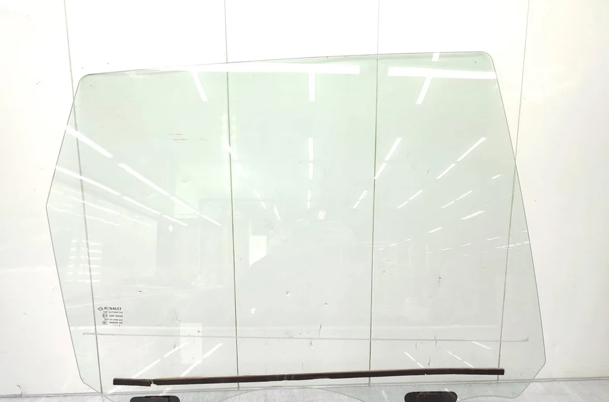 Glace porte ar d RENAULT GRAND SCENIC 3 PHASE 3 occasion