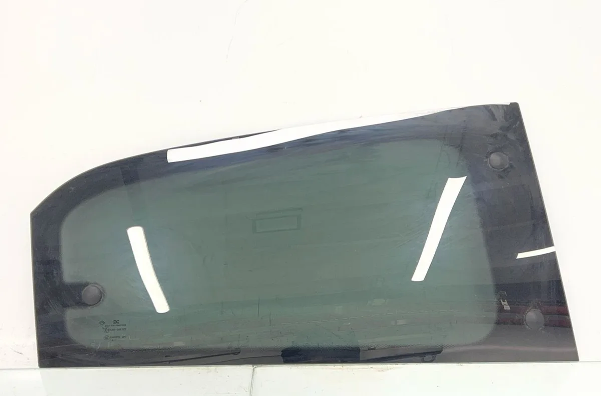 Glace porte ar d RENAULT TWINGO 3 PHASE 1 occasion