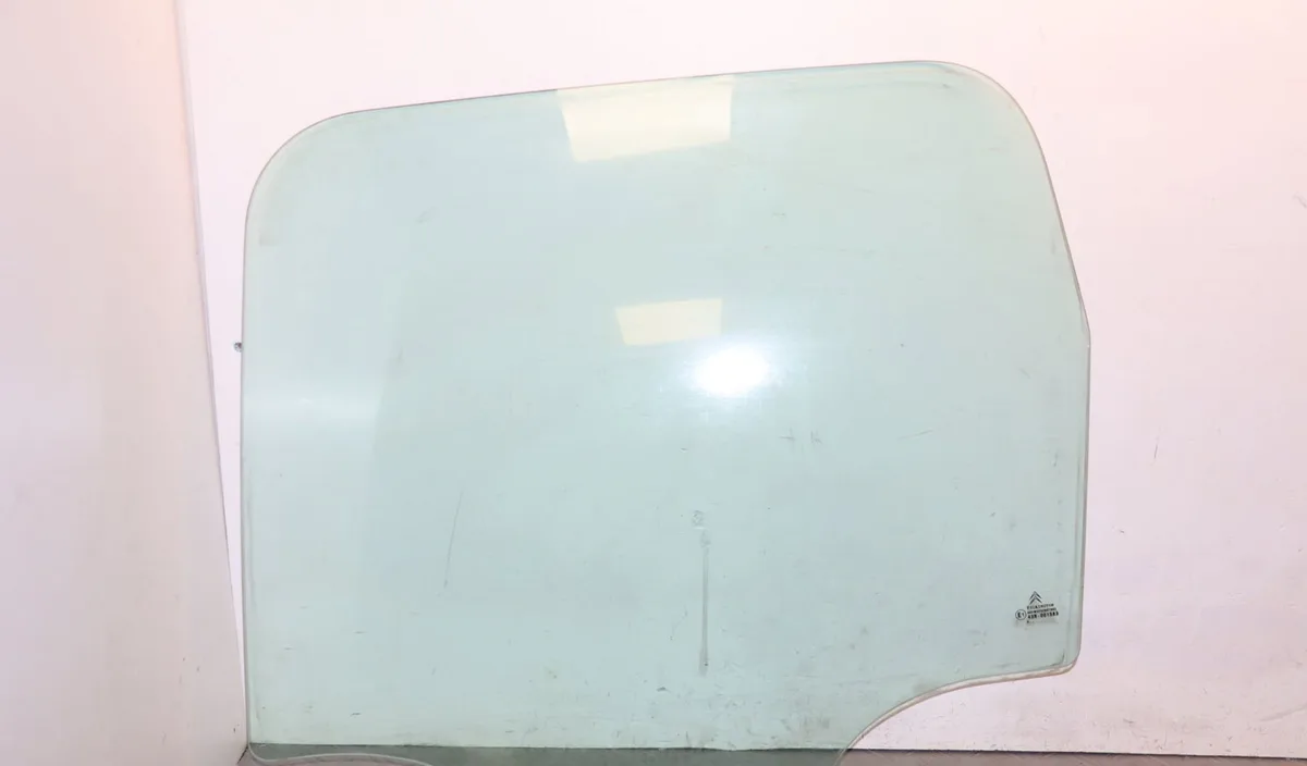 Glace porte ar g Citroen C3 PICASSO (SH_) 1.6 hdi (2009) 5 portes occasion