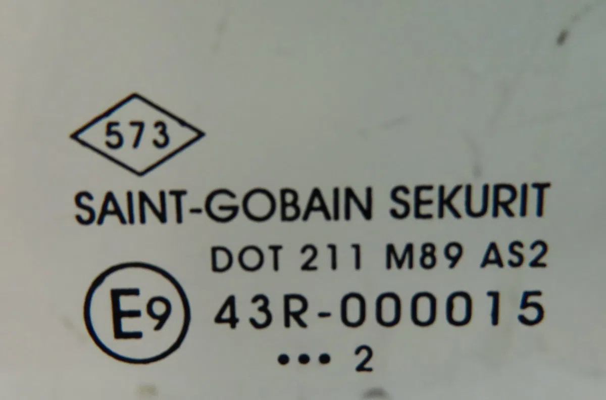 Glace porte ar g Dacia LODGY (JS_) 1.5 dci (2012) occasion