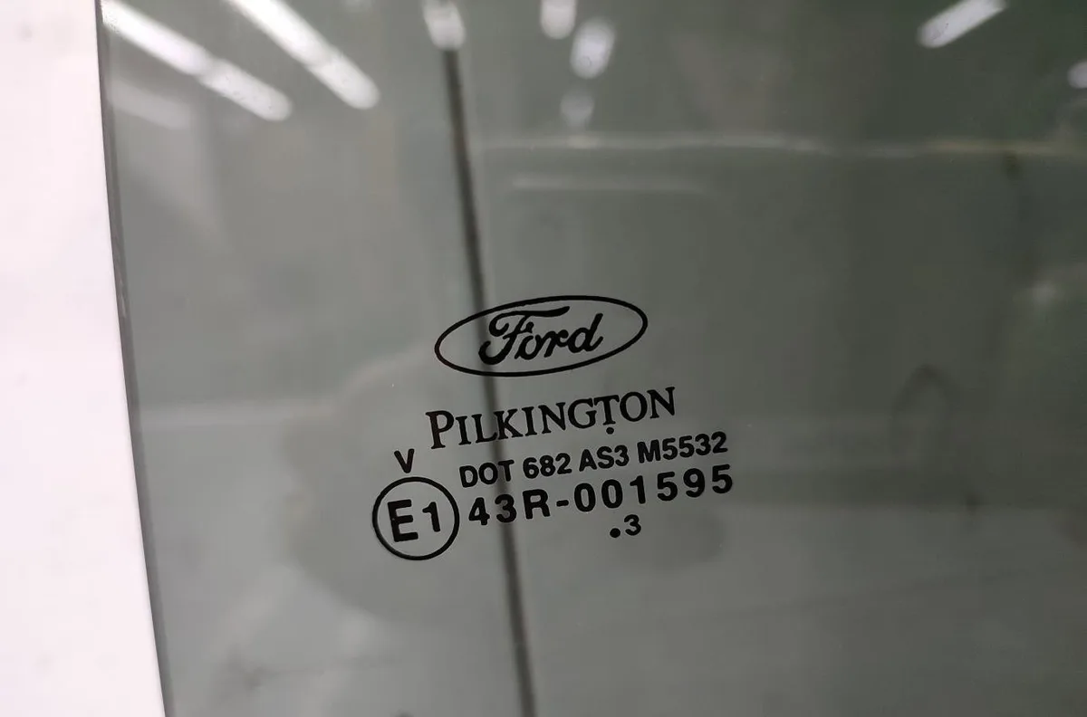 Glace porte ar g FORD FUSION PHASE 1 occasion