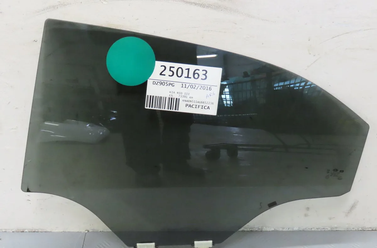 Glace porte ar g Kia RIO III (UB) 1.2 cvvt (2014-2017) occasion