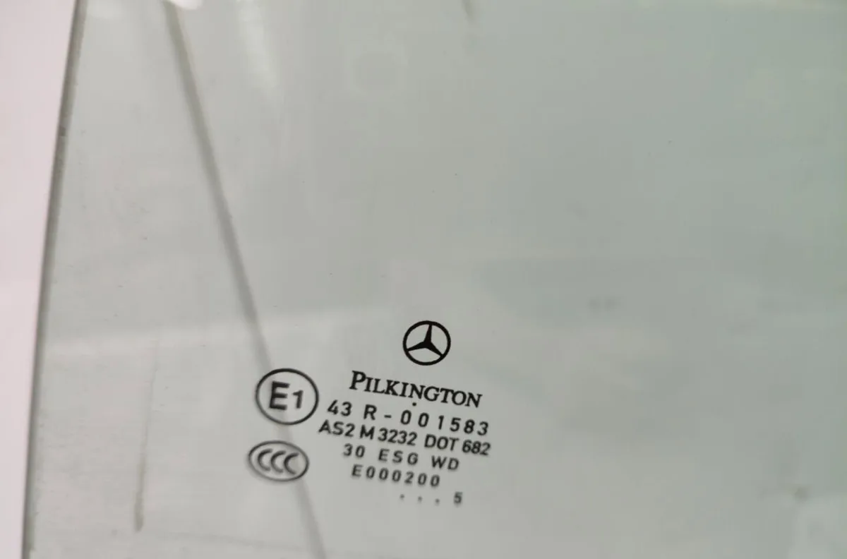 Glace porte ar g MERCEDES CLASSE A 169 PHASE 1 occasion