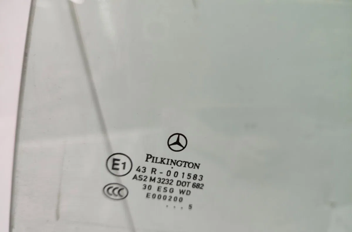 Glace porte ar g MERCEDES CLASSE A 169 PHASE 1 occasion