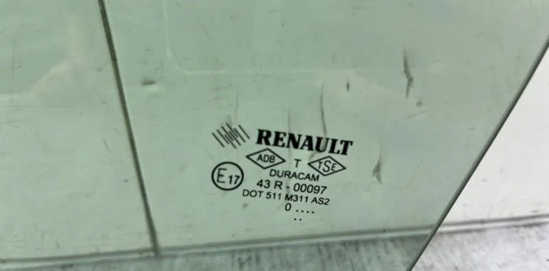 Glace porte ar g RENAULT CLIO 3 PHASE 2 BREAK occasion