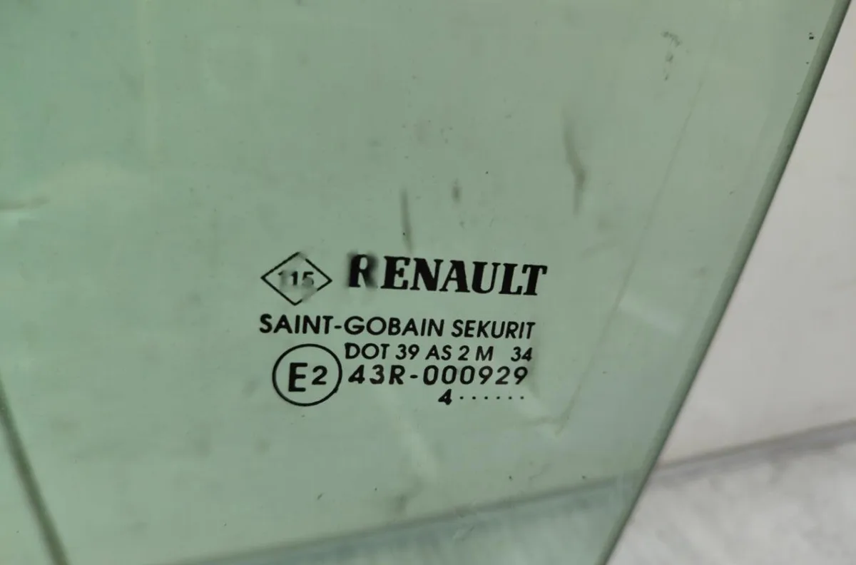 Glace porte ar g RENAULT LAGUNA 2 PHASE 1 occasion