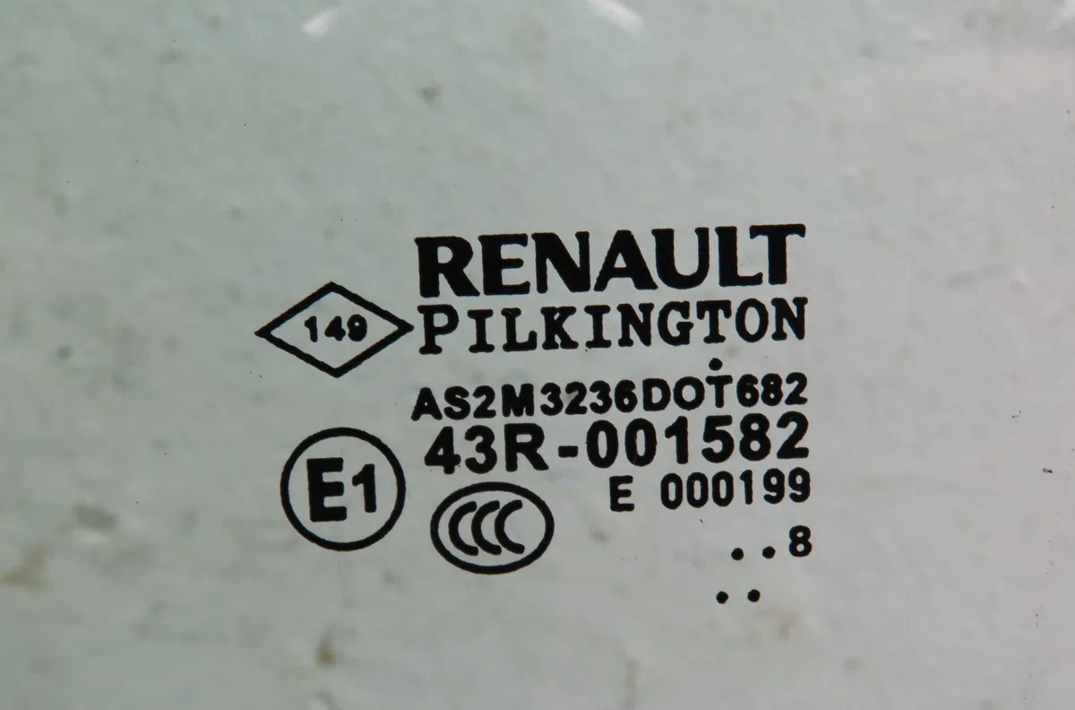 Glace porte ar g Renault LAGUNA III (BT0-1) 1.5 dci (bt00, bt0a, bt0t, bt1j) (2007-2015) 5 portes occasion