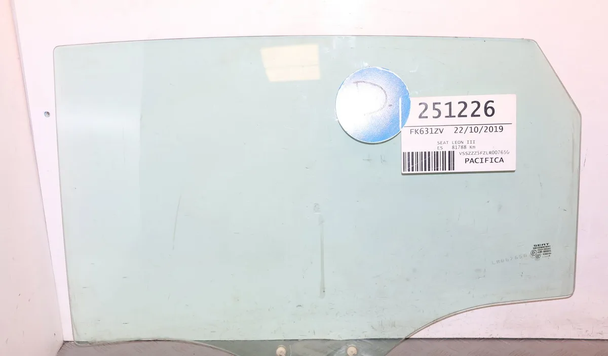 Glace porte ar g Seat LEON ST (5F8) 1.0 tsi (2015-2020) occasion