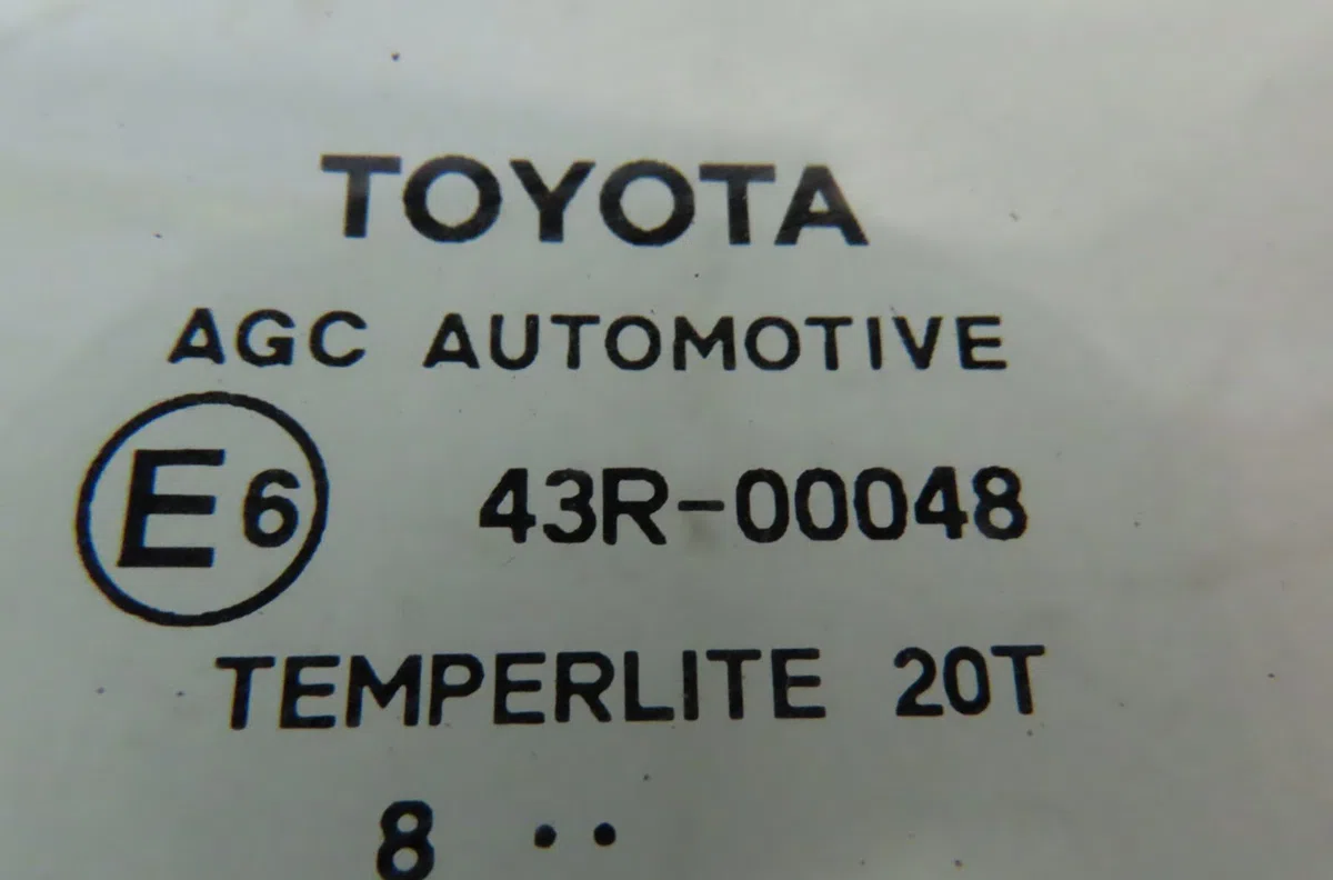 Glace porte ar g Toyota AVENSIS Break (_T27_) 2.0 d-4d (adt270_) (2011-2018) occasion