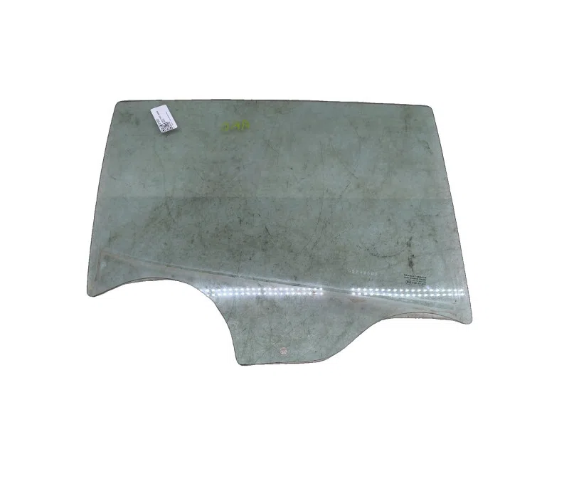 GLACE PORTE ARRIERE DROITE DACIA SANDERO 3 823008190R