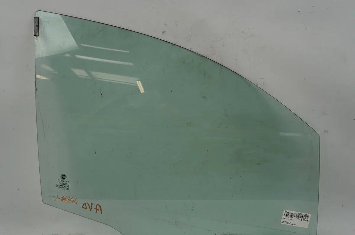 Glace porte av d Fiat PANDA (312_, 319_) 1.2 (312pxa1a) (2012) occasion