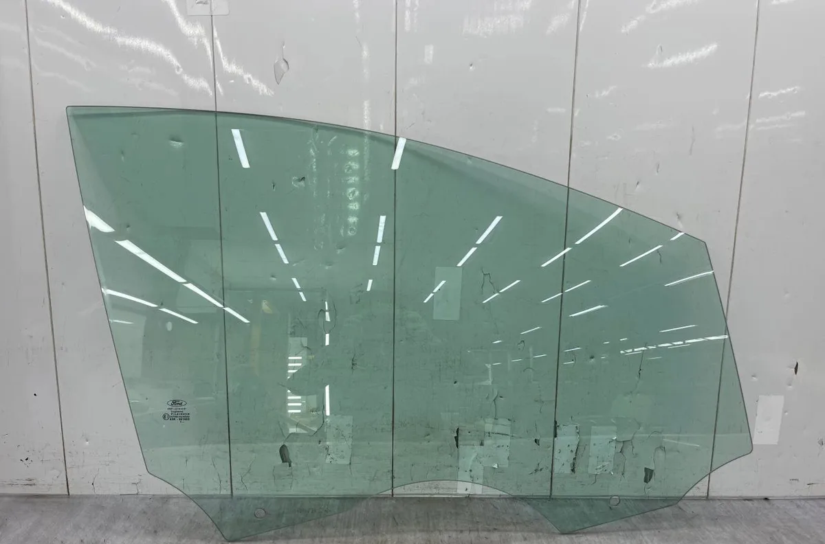 Glace porte av d FORD C-MAX 2 PHASE 1 occasion