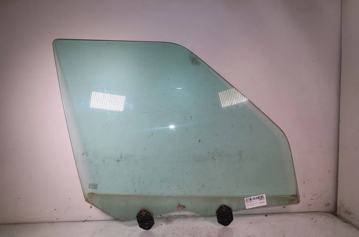 Glace porte av d Land rover DISCOVERY III (L319) 2.7 td 4x4 (2004-2009) occasion