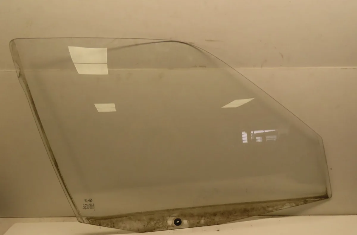 Glace porte av d Peugeot 106 I (1A, 1C) 1.1 (1991-1996) occasion
