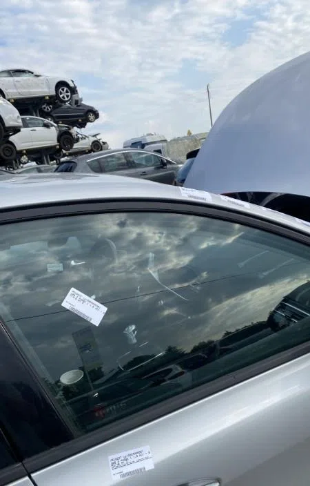 Glace porte av d PEUGEOT 308 2 PHASE 1 occasion