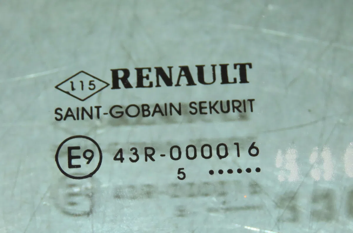 Glace porte av d Renault KADJAR (HA_, HL_) 1.6 dci 130 (2015) occasion