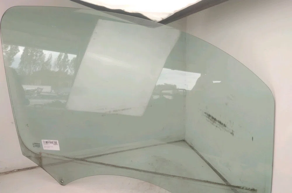 Glace porte av d Renault KANGOO Express (FW0-1_) 1.5 dci 85 (fw0k, fw0l, fw0b) (2008) occasion