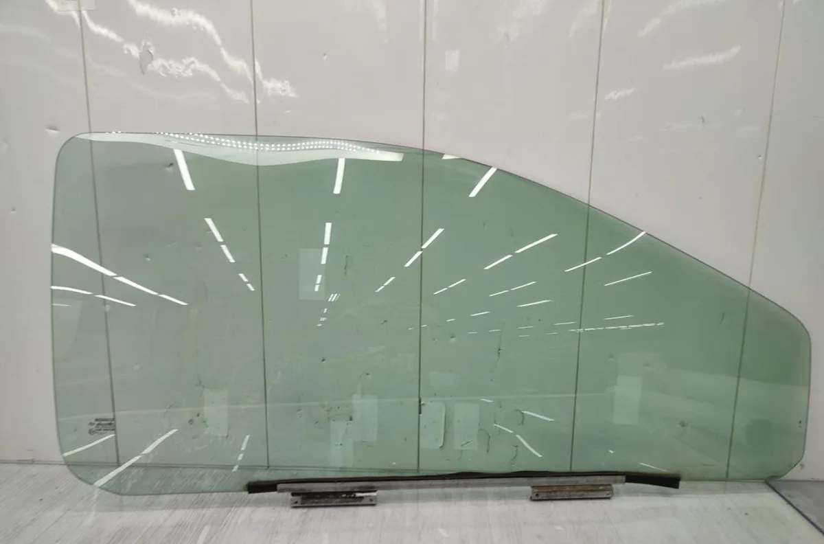 Glace porte av d RENAULT TWINGO 1 PHASE 2 occasion