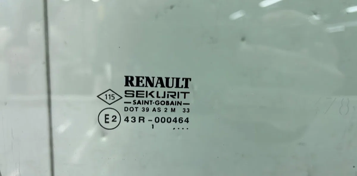 Glace porte av d RENAULT TWINGO 1 PHASE 3 occasion