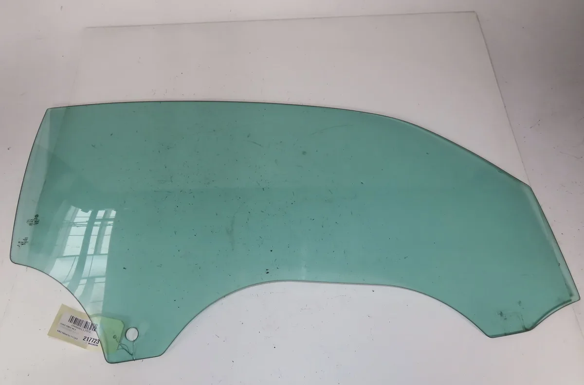Glace porte av d Volkswagen BEETLE Décapotable (5C7, 5C8) 2.0 tsi (2012-2019) occasion