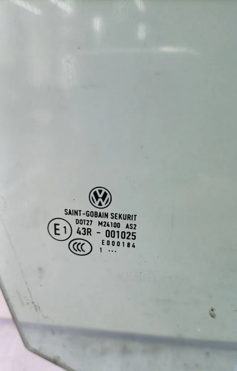 Glace porte av d VOLKSWAGEN GOLF PLUS PHASE 2 occasion